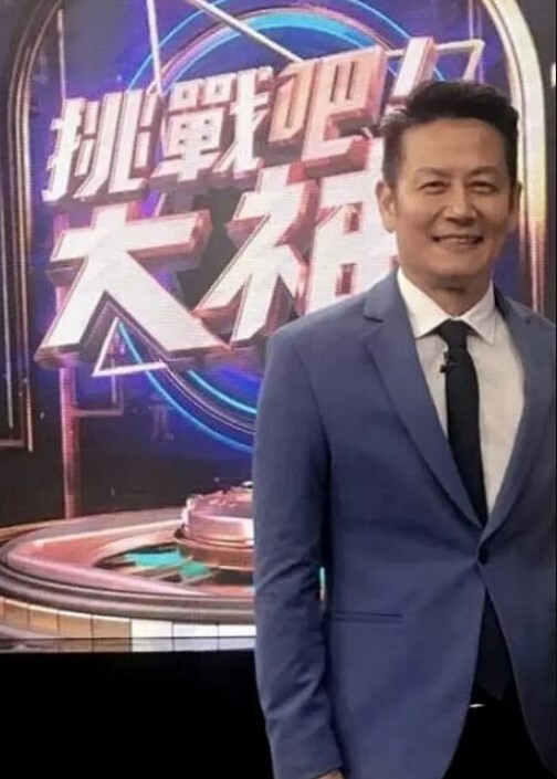 疯狂的青少年情侣 - 共青春